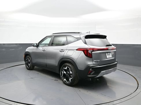 New 2025 Kia Seltos S image 8