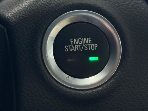 Used 2019 Buick Envision Essence AWD/4WD image 21
