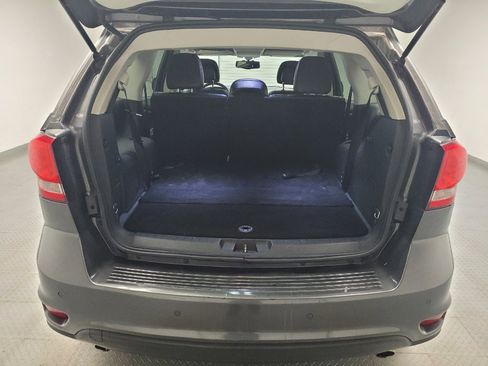Used 2015 Dodge Journey R/T w/ Flexible Seating Group FWD image 29
