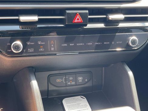 New 2026 Kia Sportage EX FWD image 27