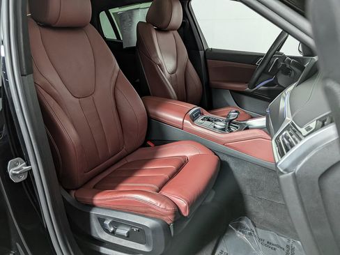 Used 2022 BMW X6 xDrive40i w/ Premium Package image 23
