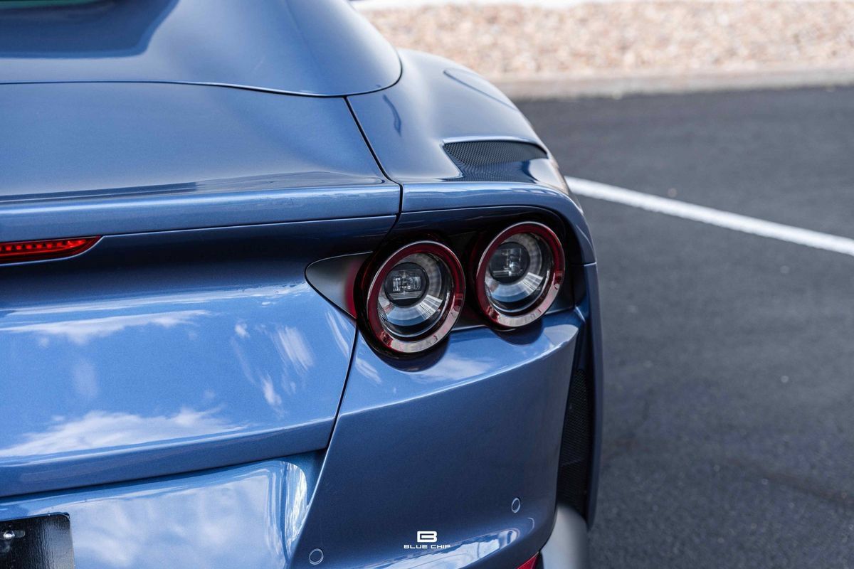 Used 2021 Ferrari 812 GTS RWD image 35