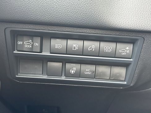 New 2026 Toyota Tundra Limited AWD/4WD image 34