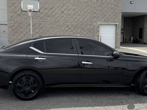 Used 2020 Nissan Altima 2.5 S FWD image 5