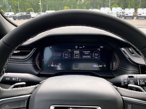New 2026 Jeep Grand Cherokee Altitude RWD image 11