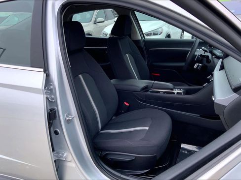 Used 2025 Hyundai Sonata SEL image 9