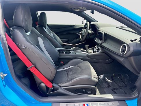 Used 2023 Chevrolet Camaro SS RWD image 23