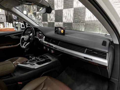 Used 2019 Audi Q7 2.0T Premium Plus w/ Premium Plus Package image 9