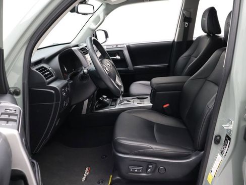 Used 2023 Toyota 4Runner TRD Sport image 14