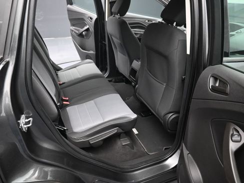 Used 2019 Ford Escape S image 37