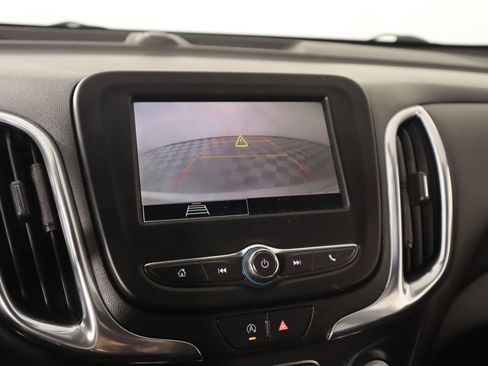 Used 2022 Chevrolet Equinox LT image 6