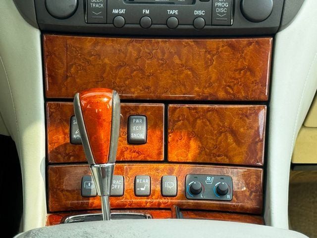 Used 2004 Lexus LS 430 RWD image 20