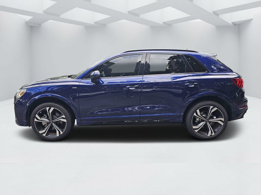 Used 2023 Audi Q3 2.0T Premium Plus w/ Premium Plus Package AWD/4WD image 5