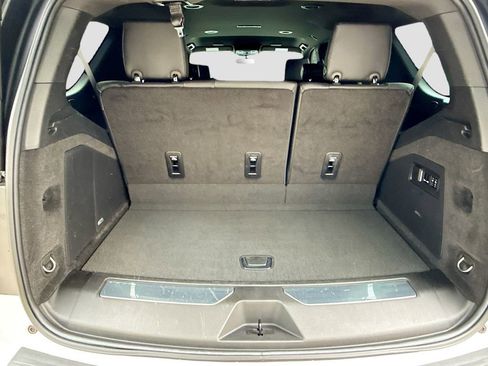 Used 2023 Cadillac Escalade Luxury image 27