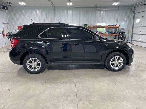 Used 2017 Chevrolet Equinox LT w/ Convenience Package FWD image 8