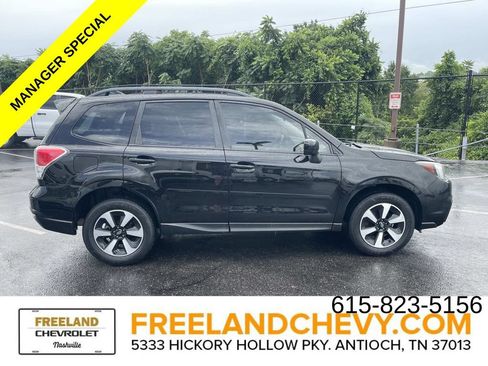 Used 2018 Subaru Forester 2.5i Premium AWD/4WD image 2