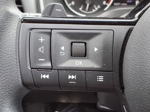 Used 2023 Nissan Rogue SV image 25