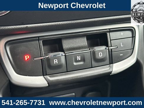 Used 2023 GMC Terrain SLT w/ Tech Package image 22