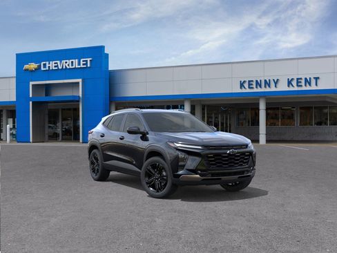 New 2026 Chevrolet Trax ACTIV image 1