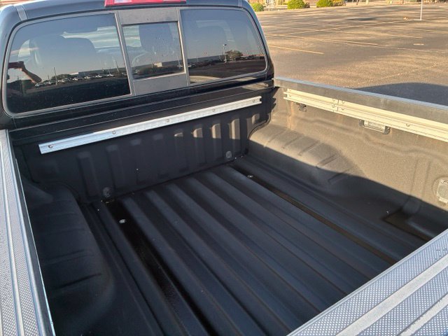 Certified 2022 Nissan Frontier SV w/ SV Premium Package AWD/4WD image 8
