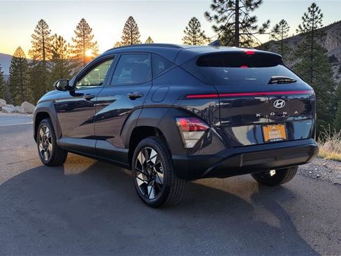 Used 2024 Hyundai Kona SEL image 5