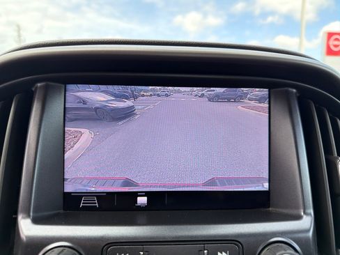 Used 2022 GMC Canyon AT4 w/ Driver Alert Package AWD/4WD image 34