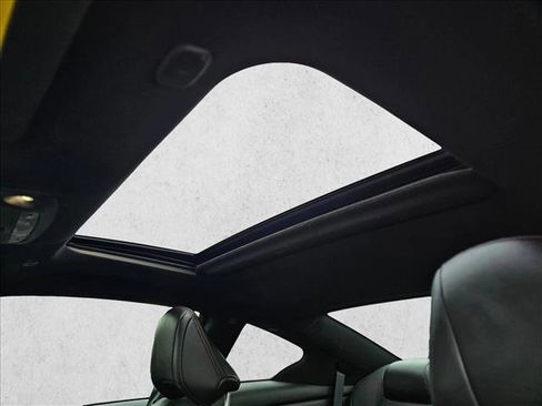 Used 2022 INFINITI Q60 Red Sport 400 image 15