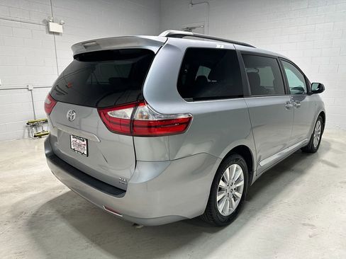 Used 2017 Toyota Sienna XLE w/ Protection Package AWD/4WD image 5