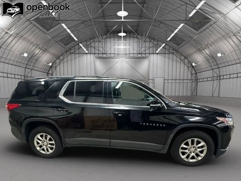 Used 2020 Chevrolet Traverse LT image 4