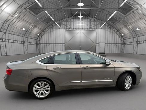 Used 2018 Chevrolet Impala Premier w/ Premier Confidence Package FWD image 5
