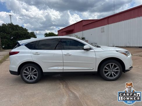 Used 2023 Acura RDX FWD w/ Technology Package image 4
