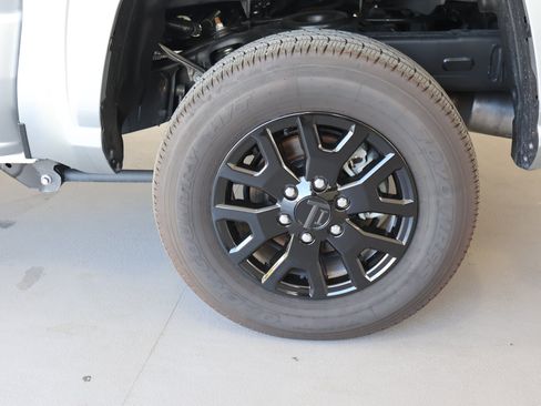 Used 2026 Toyota Tacoma SR5 AWD/4WD image 12