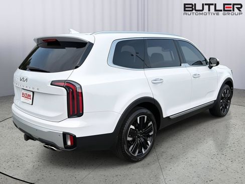 Used 2024 Kia Telluride SX w/ Towing Package FWD image 6