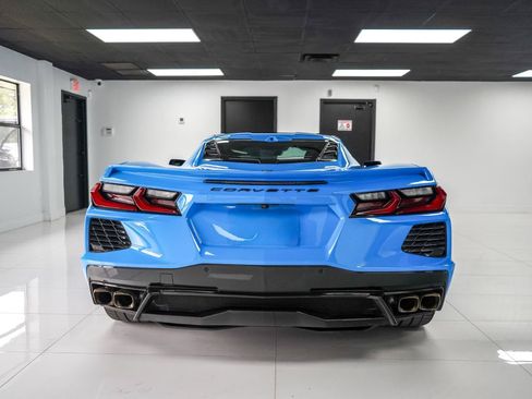 Used 2025 Chevrolet Corvette Stingray Coupe w/ 1LT RWD image 4