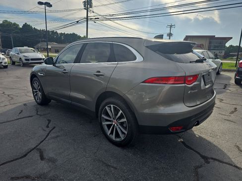 Used 2020 Jaguar F-PACE Prestige AWD/4WD image 8