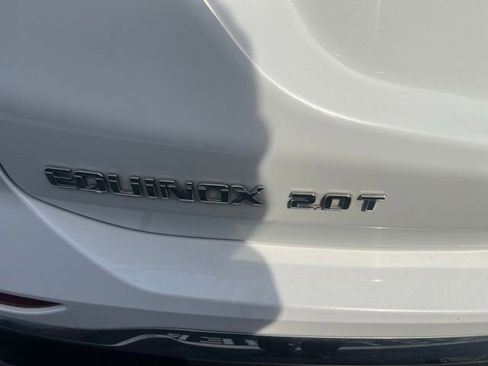 Used 2018 Chevrolet Equinox Premier FWD image 6