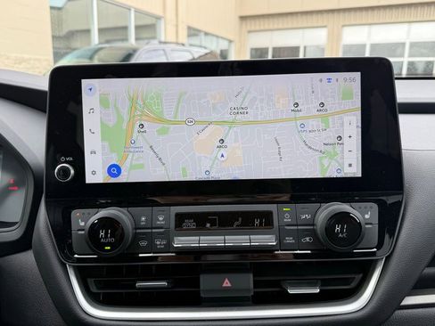 Used 2024 Toyota Grand Highlander AWD Hybrid image 7