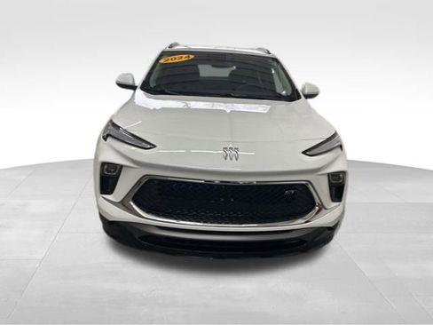 Used 2024 Buick Encore GX Sport Touring w/ Experience Buick Package image 2