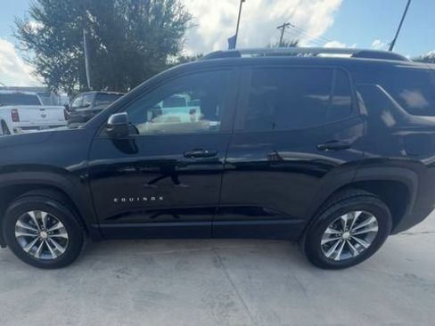 Certified 2025 Chevrolet Equinox LT w/ Convenience Package II AWD/4WD image 5