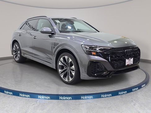 Used 2025 Audi Q8 Prestige w/ Prestige Package AWD/4WD image 4