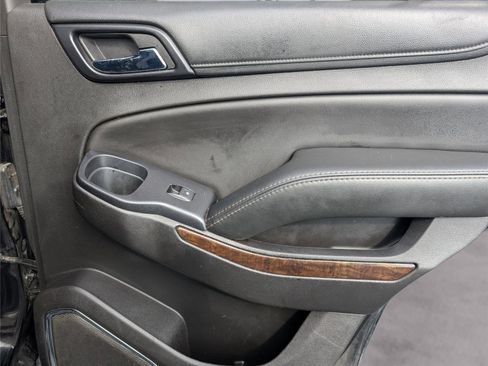 Used 2017 Chevrolet Tahoe LT image 36