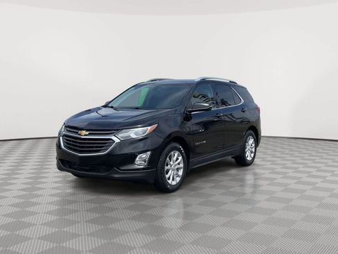 Used 2018 Chevrolet Equinox LT w/ Sun & Infotainment Package FWD image 4