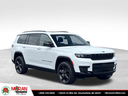 Used 2024 Jeep Grand Cherokee L Altitude AWD/4WD image 7