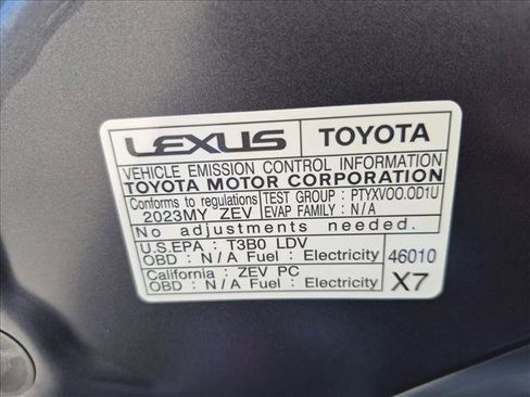 Used 2023 Lexus RZ 450e Premium w/ Technology Package AWD/4WD image 19