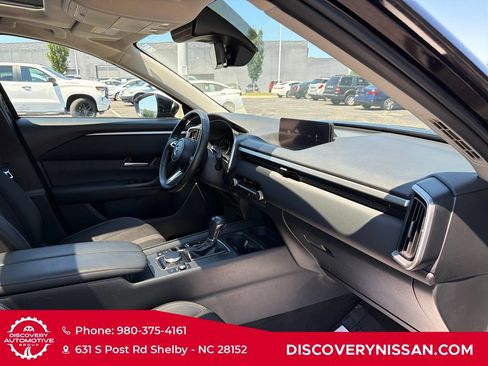 Used 2023 MAZDA CX-50 2.5 S w/ Accent Package AWD/4WD image 37