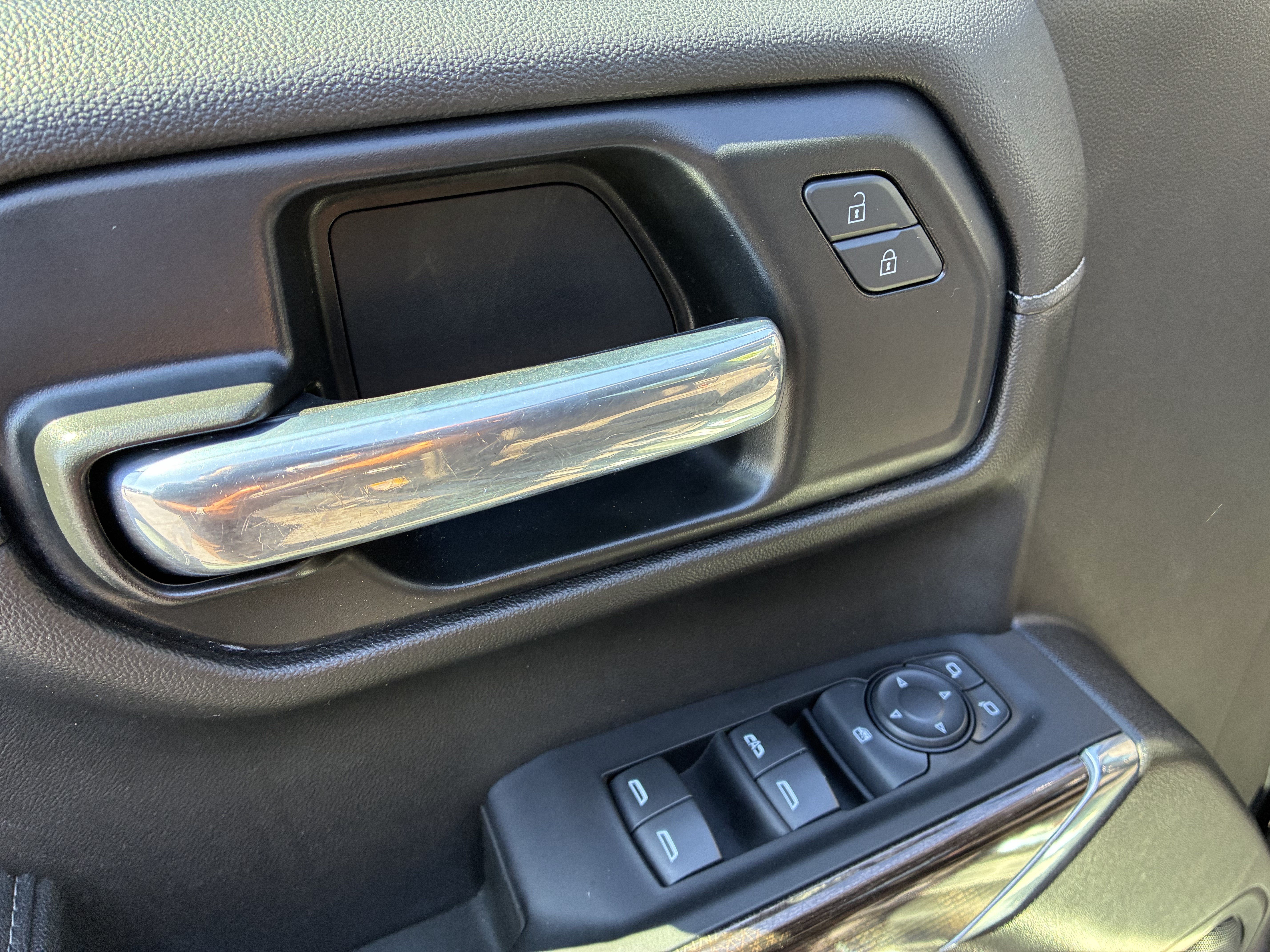 Used 2021 Chevrolet Silverado 1500 RST w/ LPO, Blackout Package AWD/4WD image 25
