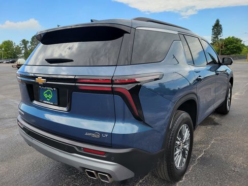 Certified 2024 Chevrolet Traverse LT w/ Trailering Package FWD image 5