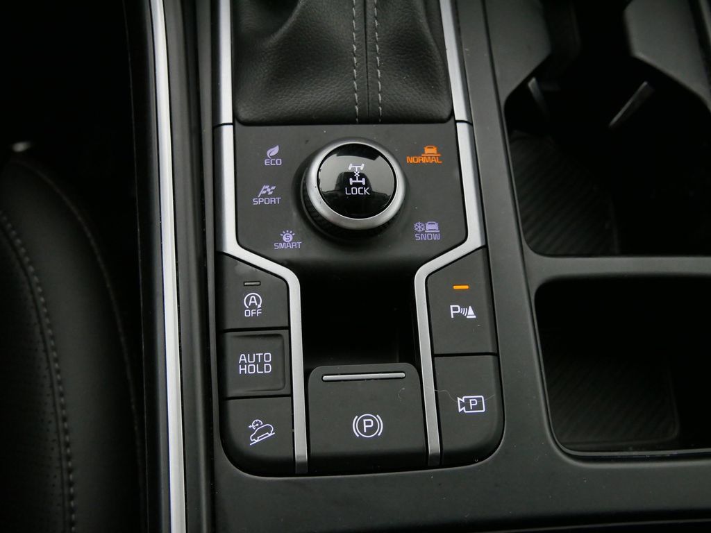 Used 2024 Kia Sorento S w/ Panoramic Sunroof Package AWD/4WD image 36