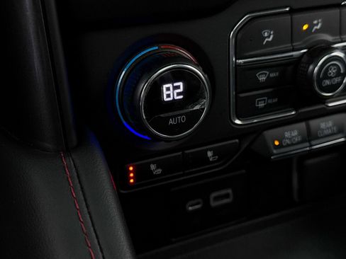 Used 2021 Chevrolet Suburban RST w/ Rear Media and Nav Package image 32