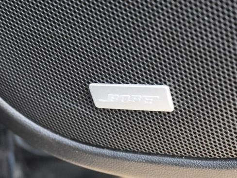 Used 2022 GMC Acadia Denali w/ Denali Technology Package image 15